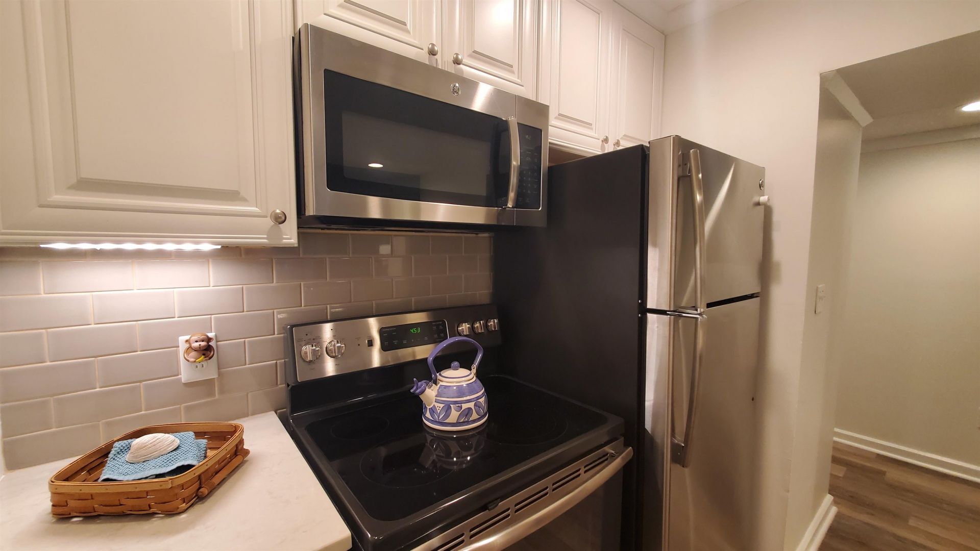 415 Ocean Creek Dr.  Photo 6