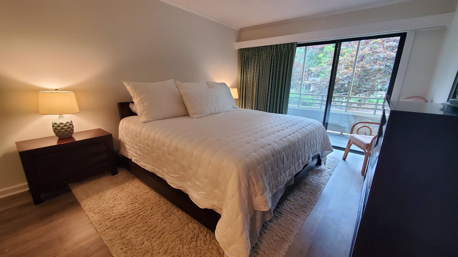 415 Ocean Creek Dr.  Photo 7
