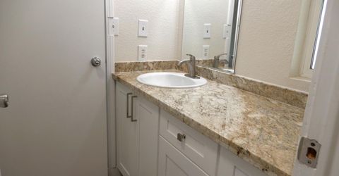 1 Calle Margarita, Elk Grove, CA 95624 Photo