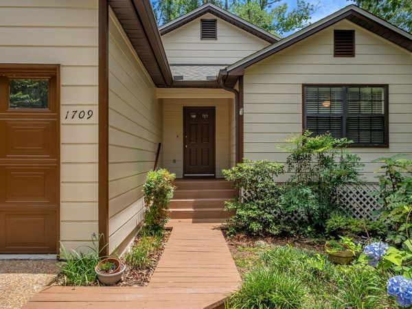 1709 Silverwood Drive, Tallahassee, FL 32301