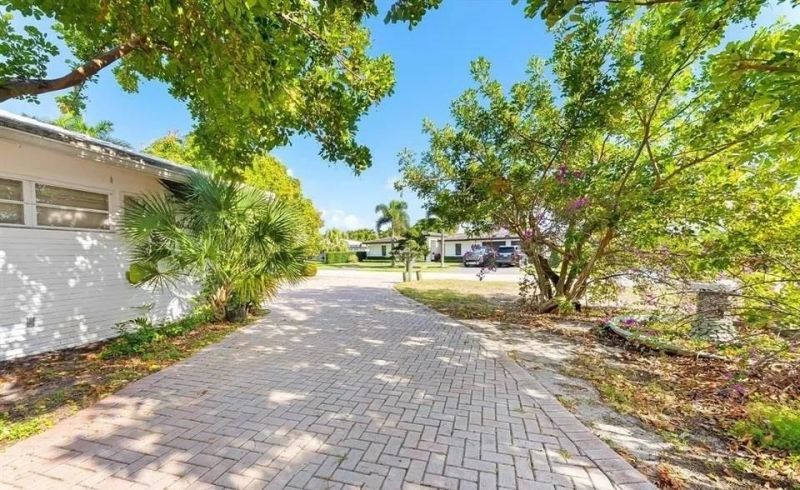 1318 SE 12th Terrace , Other Florida, FL 33441 Photo