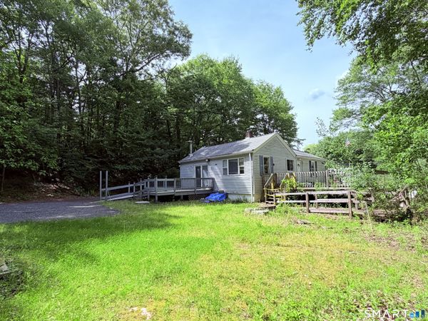 606 Route 163 , Montville, CT 06370
