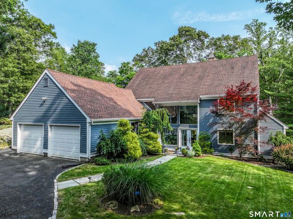 42 Briar Woods, Stamford, CT 06903