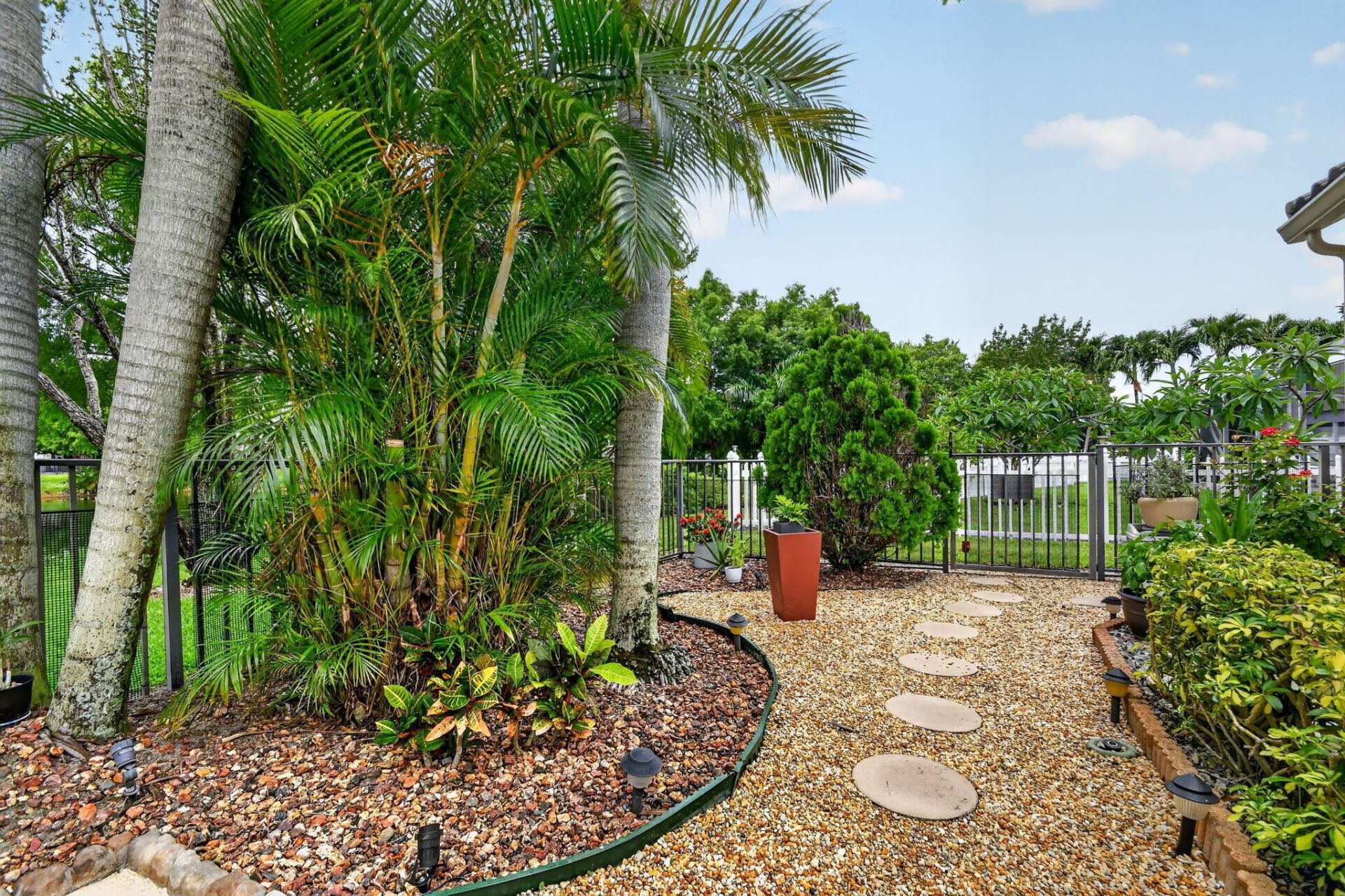7039 Brunswick Circle, Boynton Beach, FL 33472 Photo