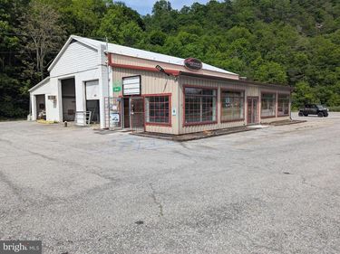 14367 LINCOLN HIGHWAY , EVERETT, PA 15537
