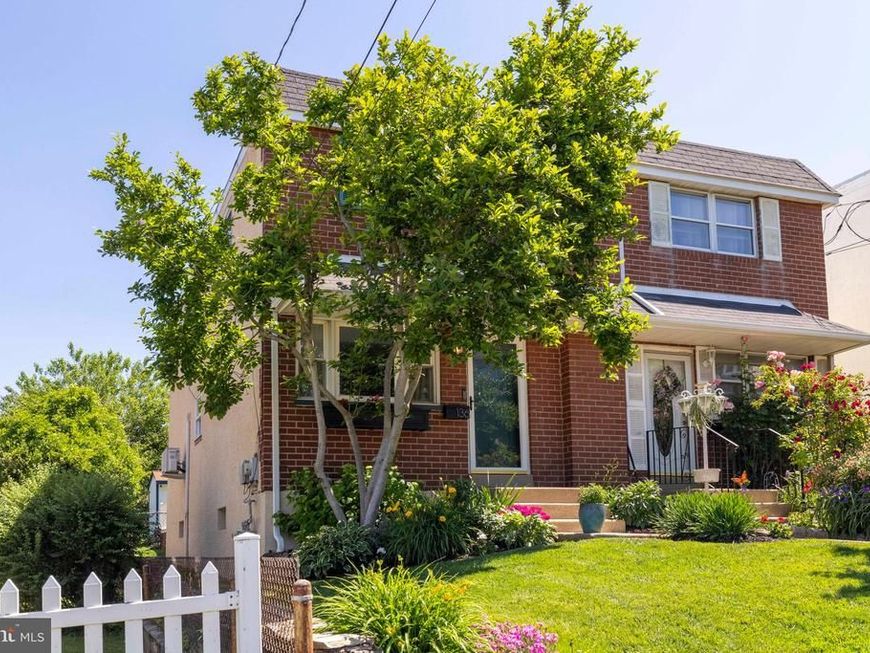 136 W 2nd Avenue, Conshohocken, PA 19428 Main Photo