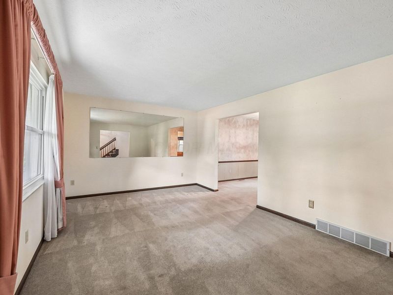 10179 Alliston Drive, Pickerington, OH 43147 Photo 7