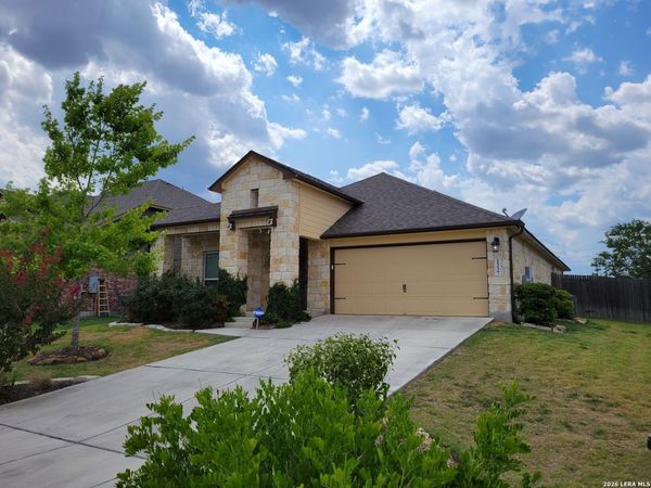 1337 LAUREN ST, New Braunfels, TX 78130