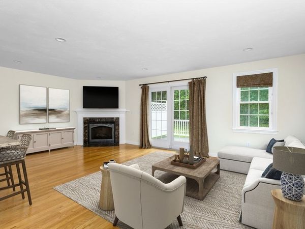 49 Beaver Street, Unit 49, Franklin, MA 02038
