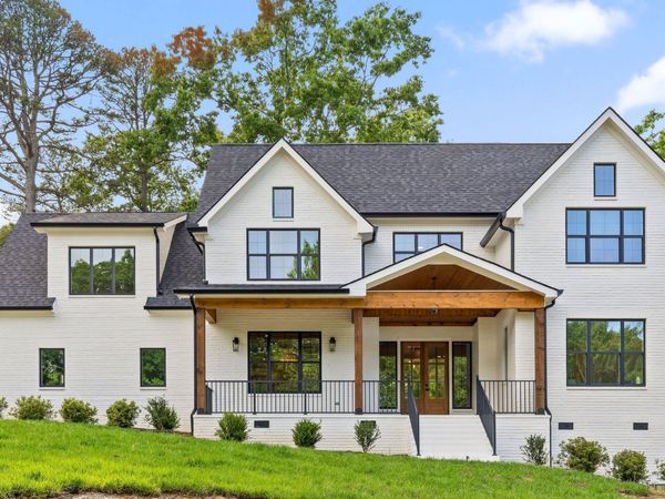 1825 Sawyer Farms Lane, Signal Mountain, TN 37377