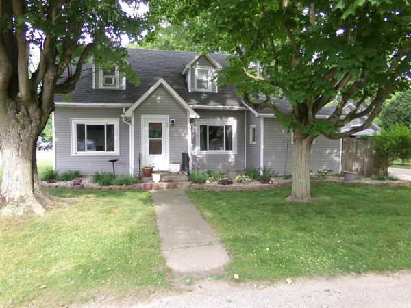 100 S Jackson Street, Millersburg, IN 46543