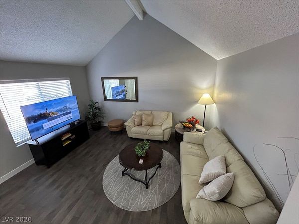 4458 Del Oro Drive , Las Vegas, NV 89102
