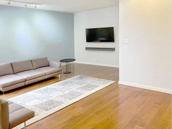 573 Grand Street , Unit D802, New York (Manhattan), NY 10002