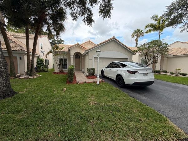 7657 Sanctuary Drive, Coral Springs, FL 33065