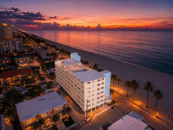300 Oregon Street, Unit 501, Hollywood, FL 33019