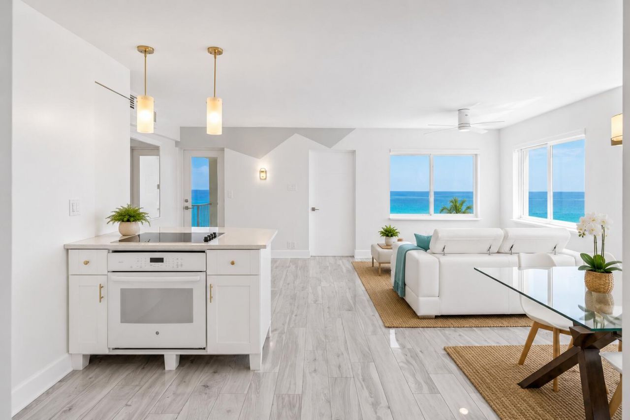 300 Oregon Street, Unit 501, Hollywood, FL 33019 Photo