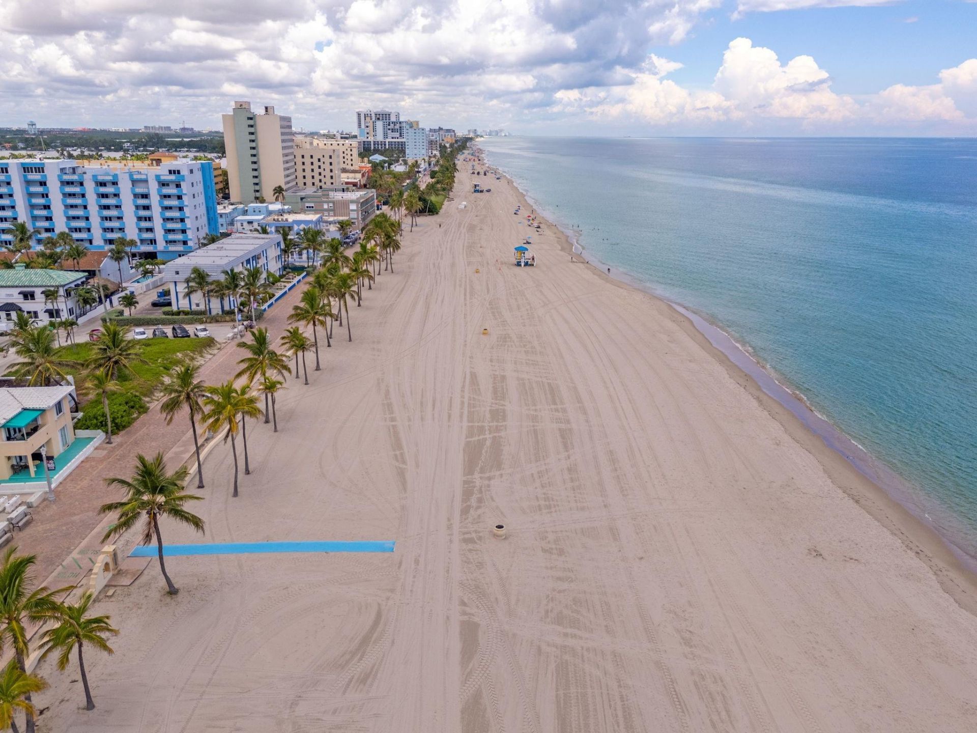 300 Oregon Street, Unit 501, Hollywood, FL 33019 Photo