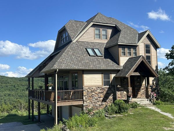 700 Shore Point Road, Blue Eye, MO 65611