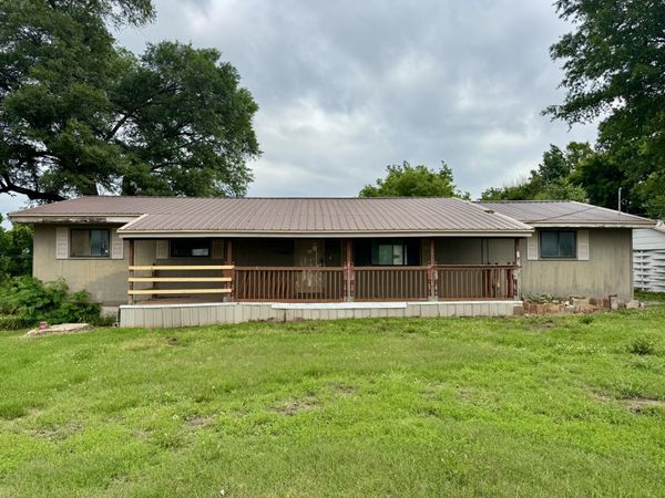 1153 E Elm Street , Morrisville, MO 65710