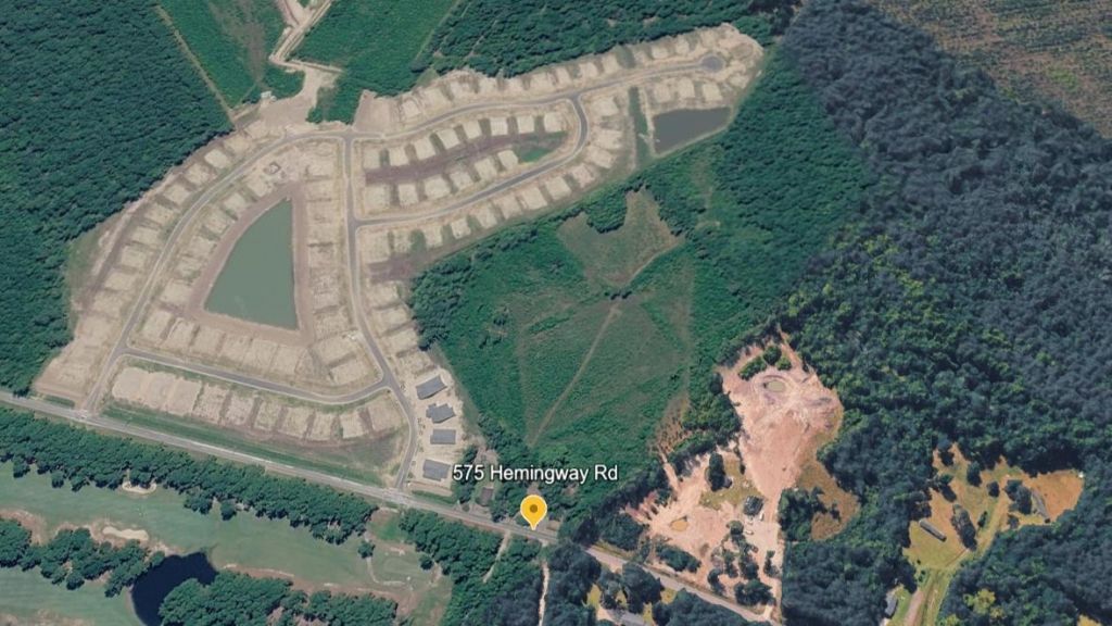 575 Hemingway Rd.  Photo 6
