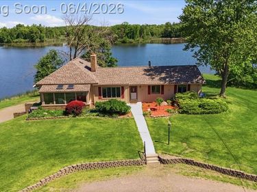 725 Deerpath Court, Brandon Twp, MI 48462