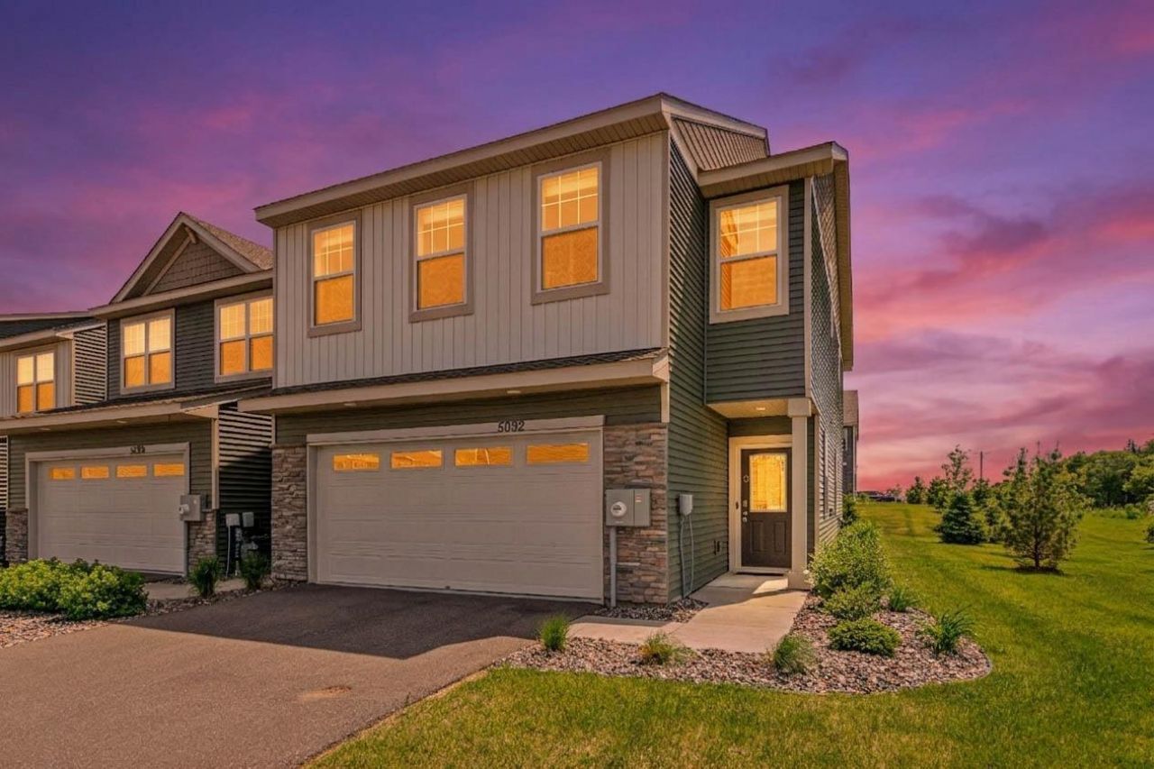 5092 Stable View Drive , Woodbury, MN 55129
