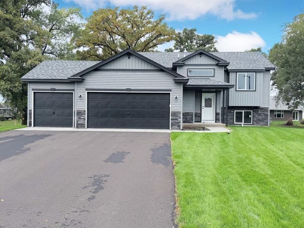 2582 Topaz Street, Saint Augusta, MN 56301