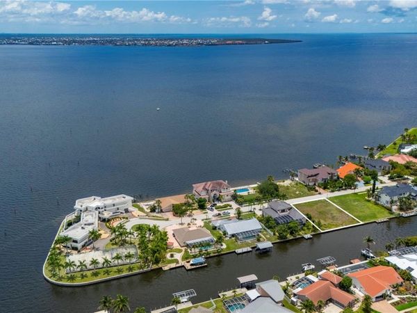 238 GEORGE ROAD SE, PORT CHARLOTTE, FL 33952