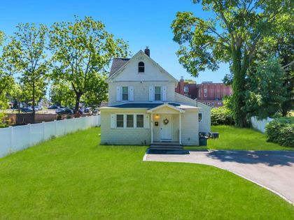 5 Hawkins Avenue Smithtown, NY 11787