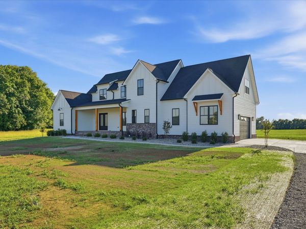 4184 Armstrong Rd , Springfield, TN 37172