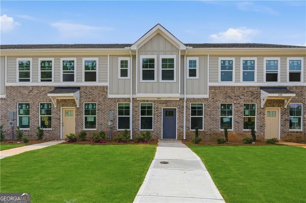 164 Flier Drive, McDonough, GA 30253 Main Photo