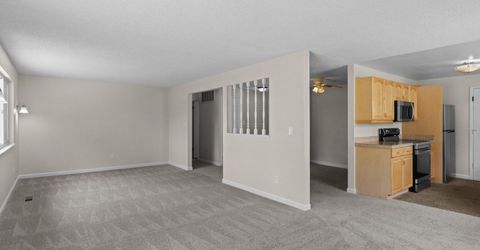 640 Nancy Circle, Reno, NV 89503 Photo