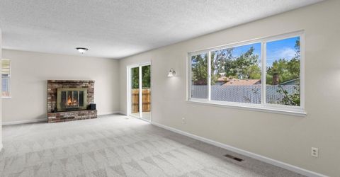 640 Nancy Circle, Reno, NV 89503 Photo