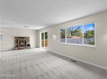 640 Nancy Circle, Reno, NV 89503 Photo