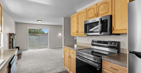 640 Nancy Circle, Reno, NV 89503 Photo