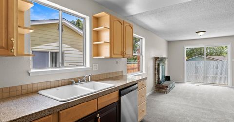 640 Nancy Circle, Reno, NV 89503 Photo