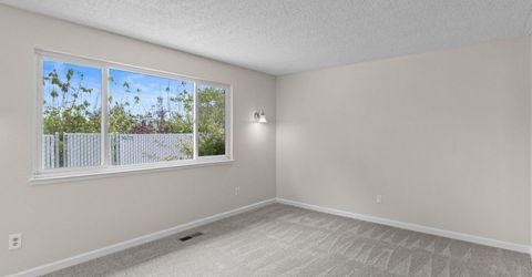 640 Nancy Circle, Reno, NV 89503 Photo