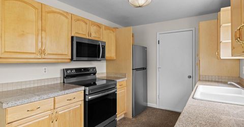 640 Nancy Circle, Reno, NV 89503 Photo