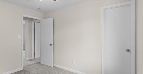 640 Nancy Circle, Reno, NV 89503 Photo
