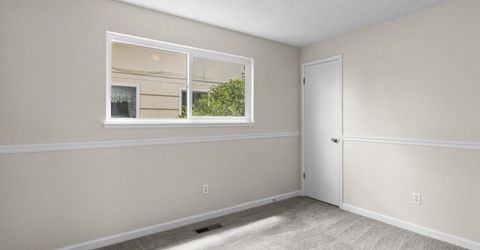 640 Nancy Circle, Reno, NV 89503 Photo