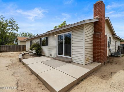 640 Nancy Circle, Reno, NV 89503 Photo