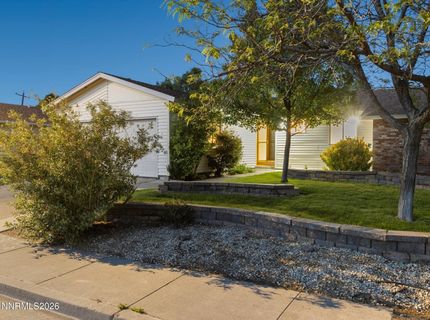 640 Nancy Circle, Reno, NV 89503 Photo