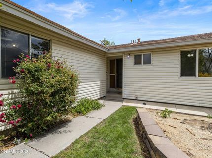 640 Nancy Circle, Reno, NV 89503 Photo