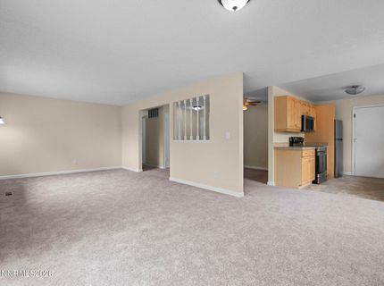 640 Nancy Circle, Reno, NV 89503 Photo