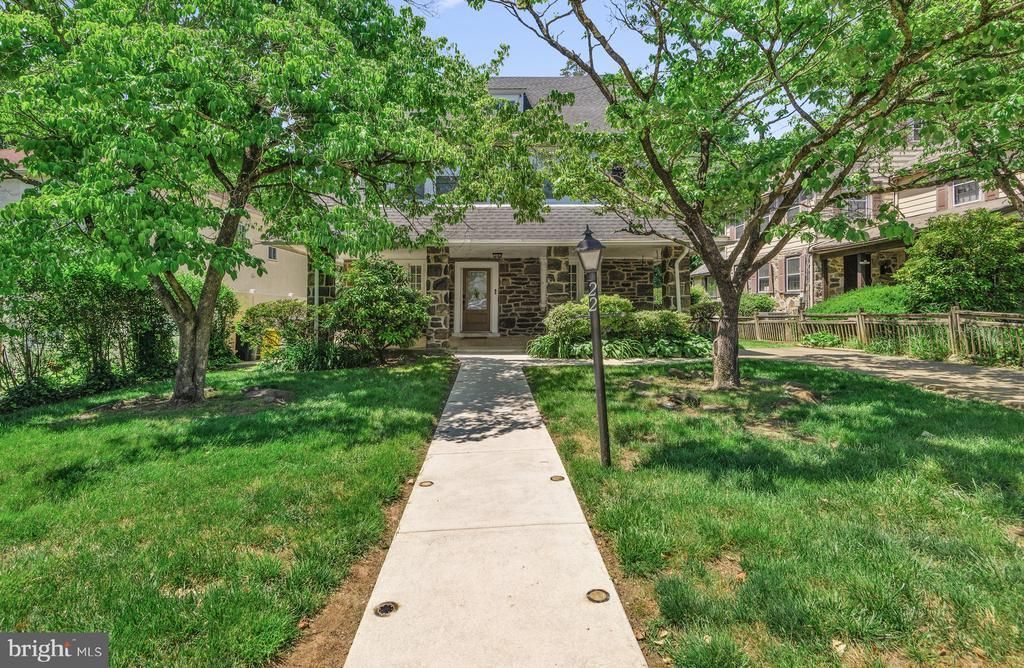 22 MAPLE AVENUE, BALA CYNWYD, PA 19004