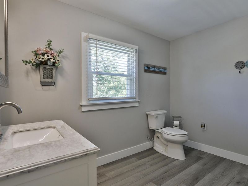 2370 State Route 187, London, OH 43140 Photo 13