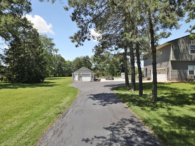 2370 State Route 187, London, OH 43140 Photo 3