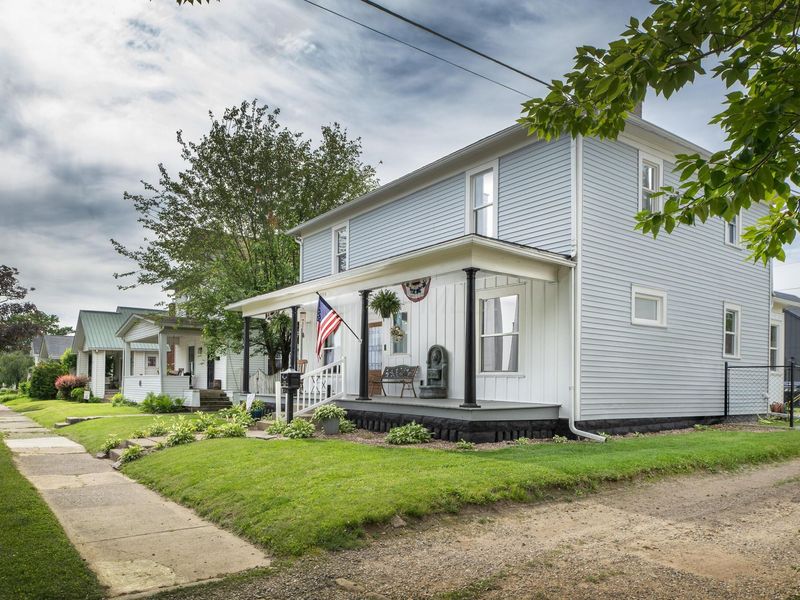 204 E Sugar Street, Mount Vernon, OH 43050 Photo 3