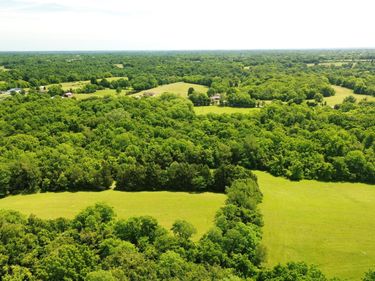9999 Cedarmore Road, Bagdad, KY 40003