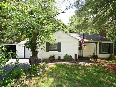 4053 N Askew Avenue, Kansas City, MO 64117